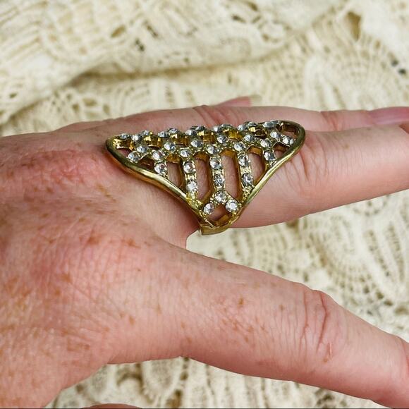 Gold color ring with rhinestones lattice pattern - Picture 9 of 11